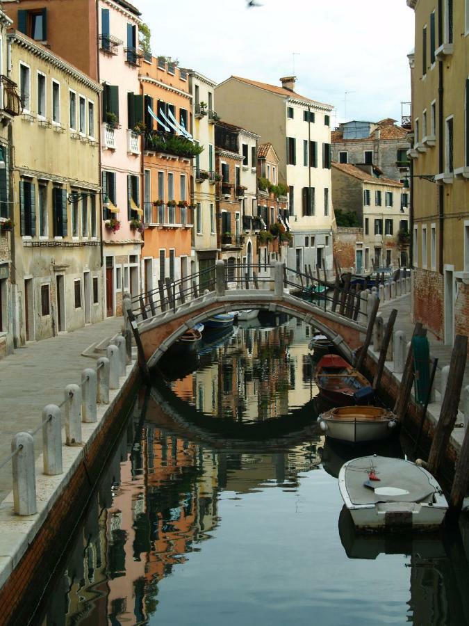 Casa Vacanza E Per Lavoro Tessyhouse Спинея Экстерьер фото
